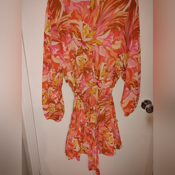 Flying Tomato Ruffle Bottom Dress Sz.L NWT - Picture 4 of 9